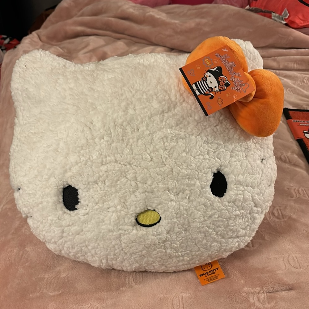 Hello kitty orange bow pillow